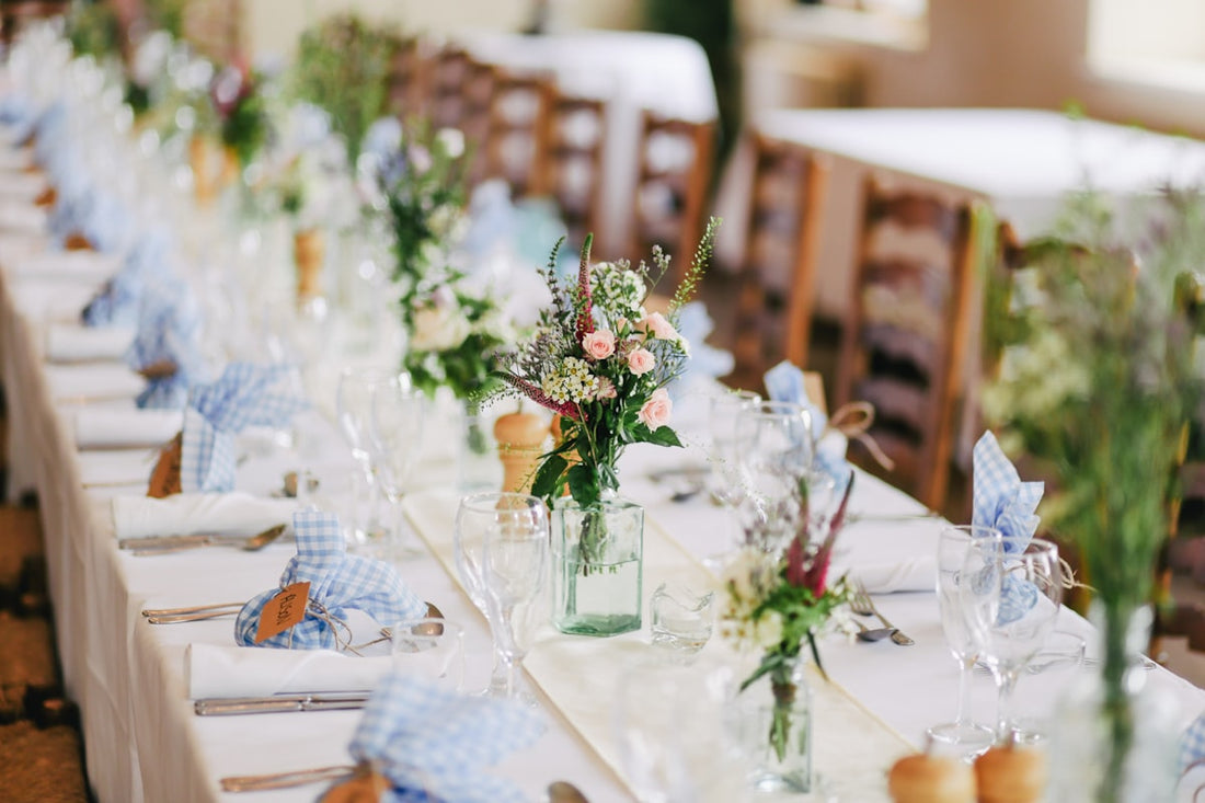 Décoration buffet de mariage élégant en Occitanie