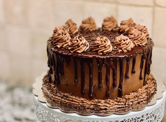 Présentoir à gâteau mariage élégant avec wedding cake