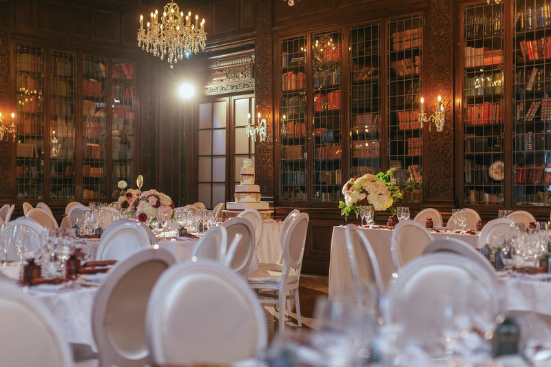 Mariage en château – décoration buffet élégante dans un lieu d’exception