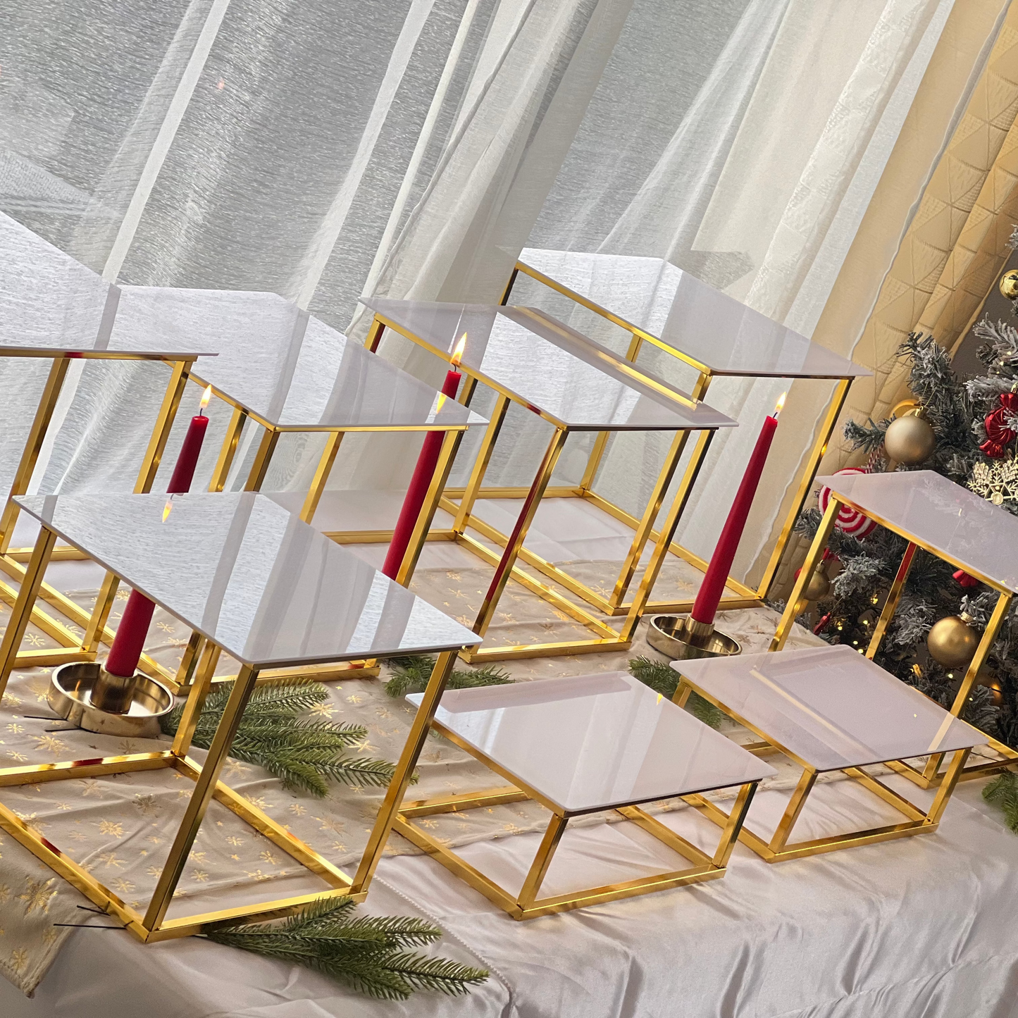 Présentoir buffet doré et blanc lot 8