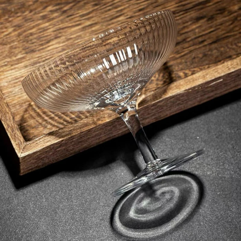 Copas de cóctel creativas, vasos de torre vertical, copas de martini sencillas, copas de champán, cáliz transparente, accesorios para fiestas y bares