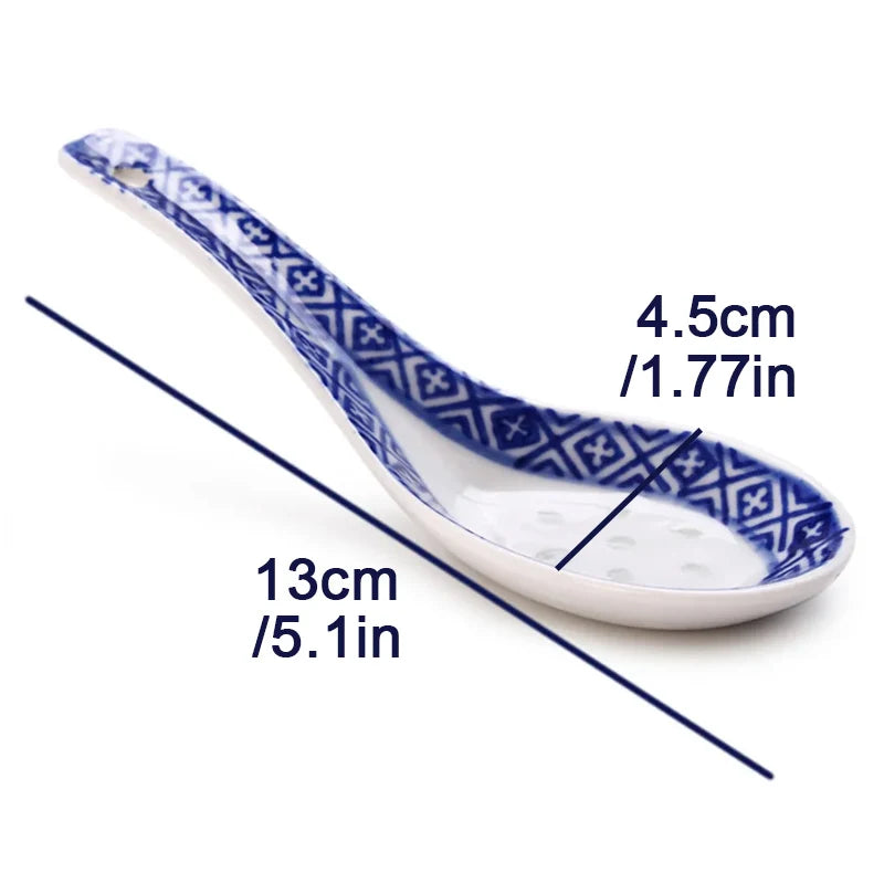 5 uds. Cuchara de cerámica práctica, cuchara de estilo chino para gachas, vajilla, cucharas de sopa azul y blanca para el hogar y restaurante
