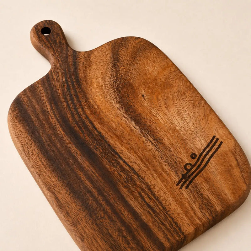 Planche à Fromage en Bois Sculptée