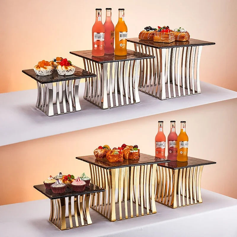 Présentoir Gâteau Mariage – décoration table réception élégante