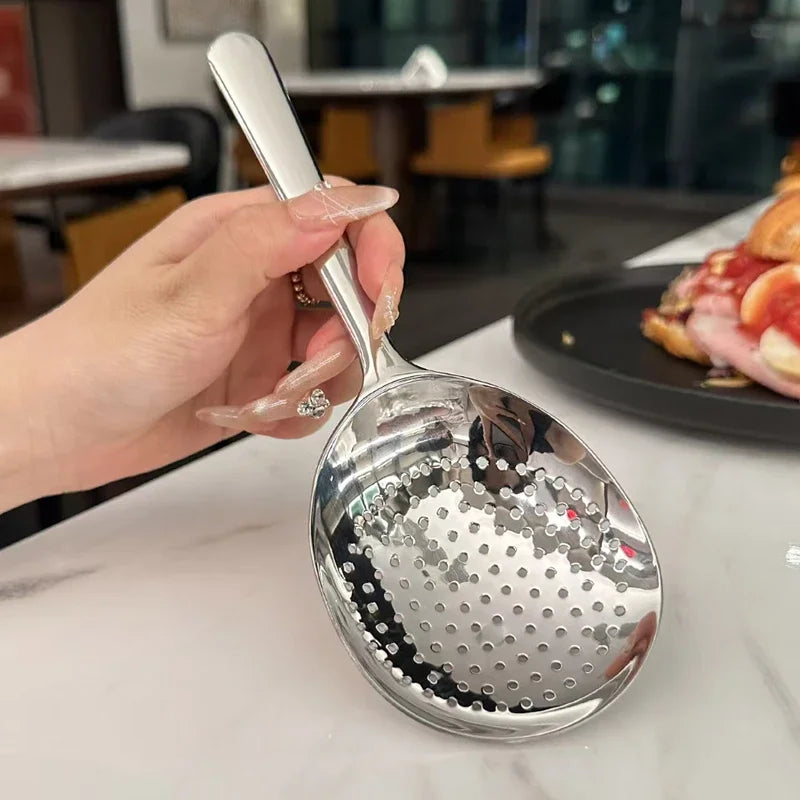Cuchara de servir de acero inoxidable nueva para uso público en restaurantes, cucharón grande para filtrar sopa y arroz, juego de utensilios de cocina en tono plateado