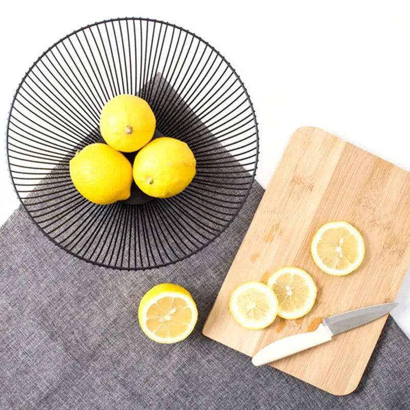 Cesta de almacenamiento negra creativa, cesta europea para frutas, aperitivos y dulces, decoración de escritorio, dormitorio y cocina, cesta de frutas de hierro hueca