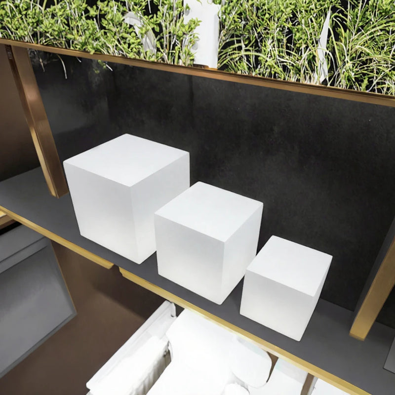 Expositor de alimentos de acrílico blanco premium tipo bufé, estantes de exhibición de 5 lados con cubos, cajas elevadoras de acrílico premium para alimentos
