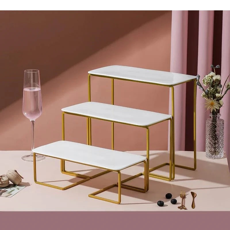 Présentoir Cupcake Doré Métal Élégant – présentoir boutique pâtisserie vitrine