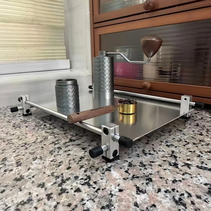 Bandeja totalmente metálica, hecha a mano, personalizable, adecuada para salas de juegos, cafeterías, bares y restaurantes.