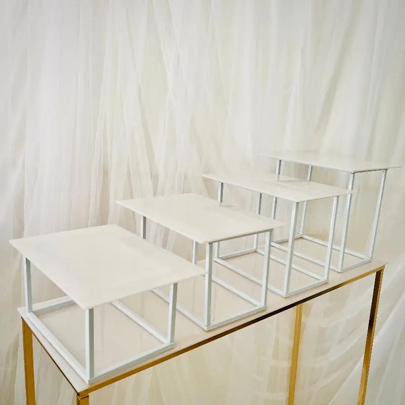 Présentoir buffet blanc – décoration table réception élégante