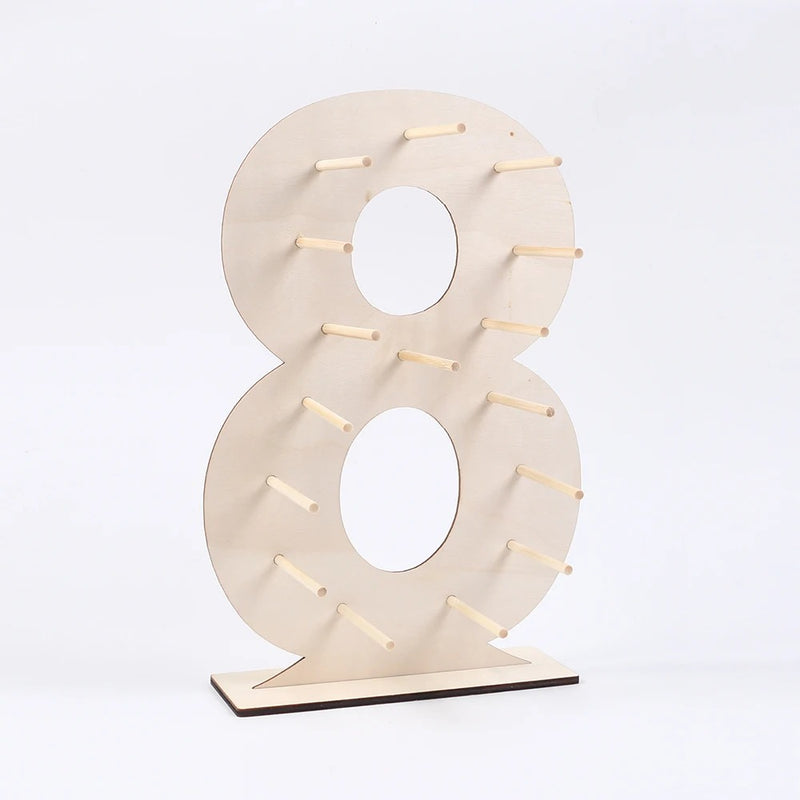 Présentoir donuts chiffre – déco table candy bar mariage