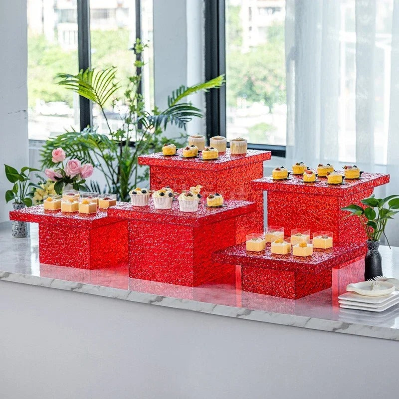 Presentoir buffet rouge effet glaçon – accessoire buffet de réception luxueux
