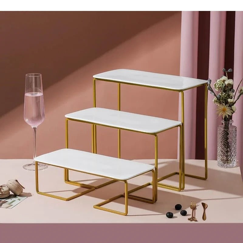Présentoir Buffet Étagé Luxe Doré