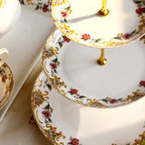 Présentoir cupcake porcelaine fleuri – agencement table de réception festive