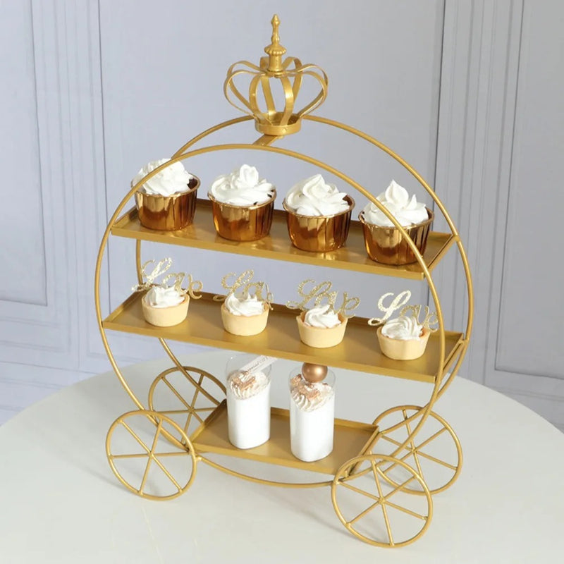 Présentoir cupcake carrosse doré – déco table bar à bonbons mariage