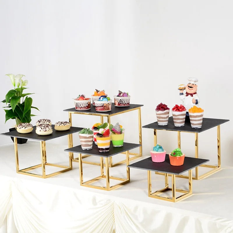 Présentoir buffet doré et noir lot 5 – accessoire buffet traiteur événement