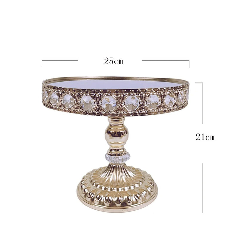 Présentoir gâteau or – ambiance mariage romantique et raffinée