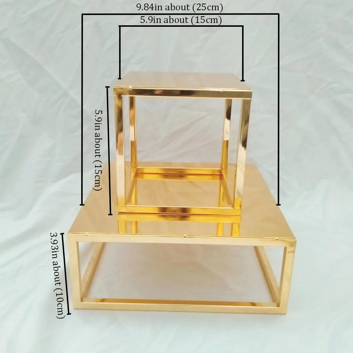 Présentoir gâteau pièce montée doré carré
